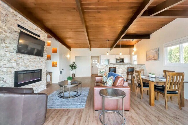Foto del edificio - 6939 Holeman Ave