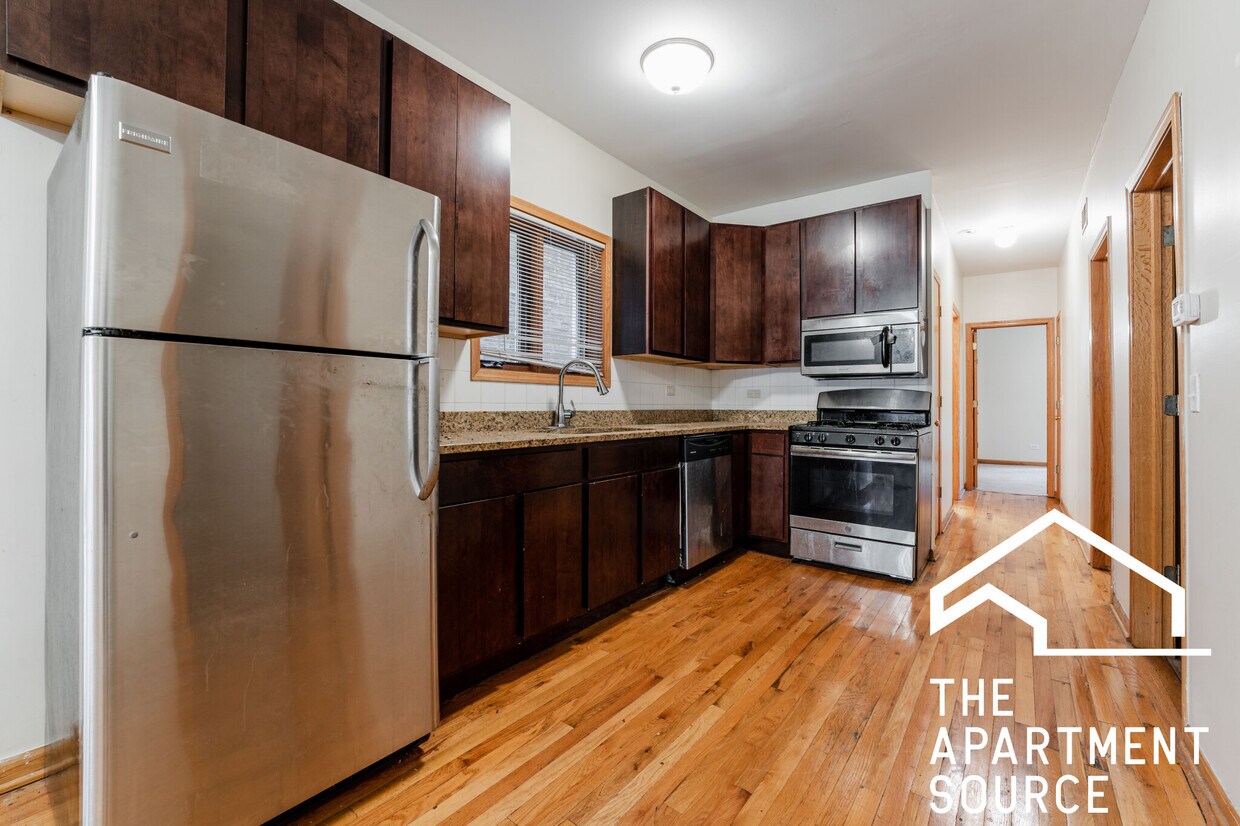 Primary Photo - 1340 N Campbell Ave