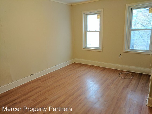 Building Photo - 3 br, 1 bath House - 266 Hills Alley
