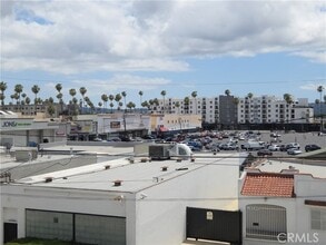 Building Photo - 14537 Archwood St