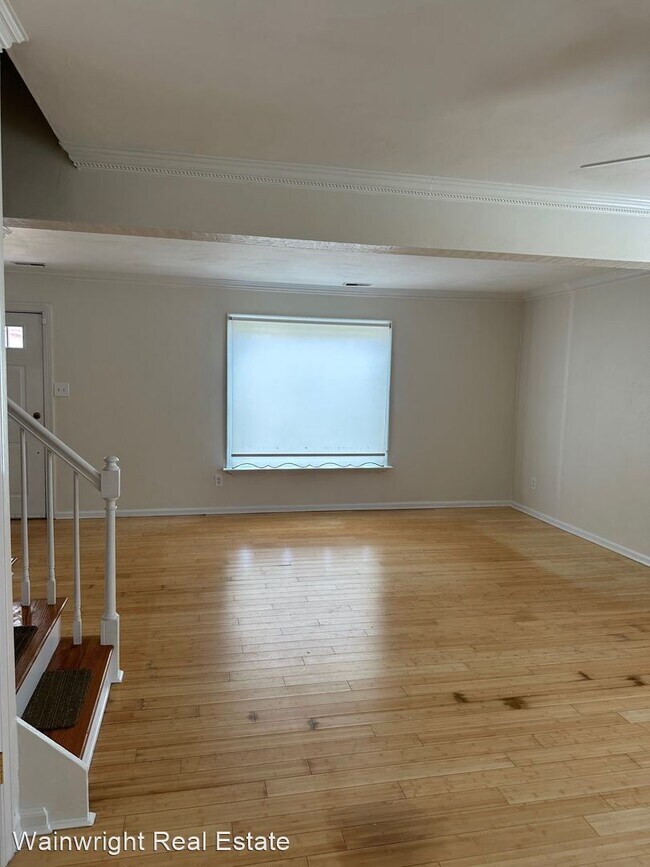 Building Photo - 4 br, 2.5 bath House - 3553 Marvell Road