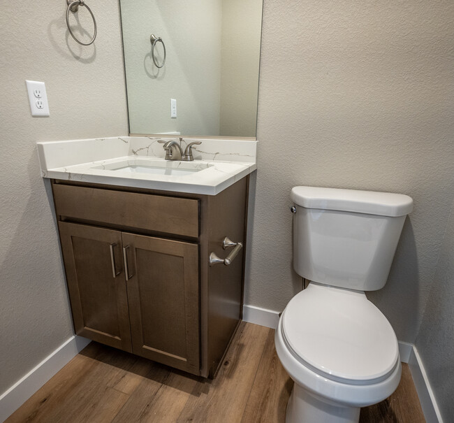 Foto del edificio - 4780 Granby Cir