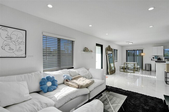 Foto del edificio - 1712 NW 76th Terrace