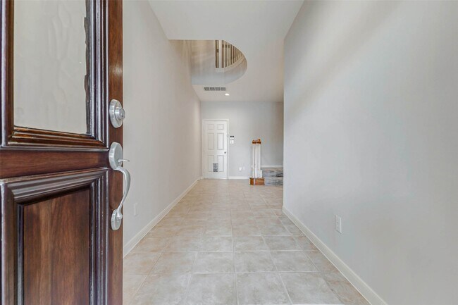 Foto del edificio - 30 Waugh Dr