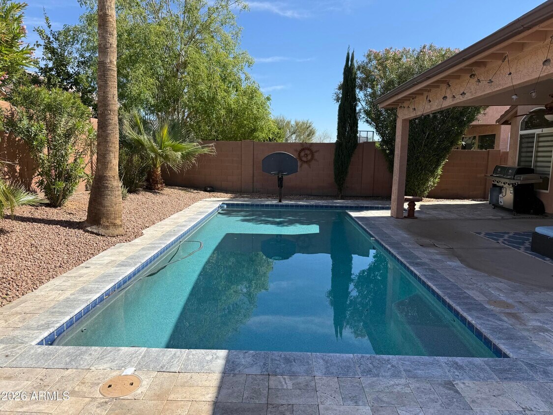 Foto del edificio - 4422 E Cedarwood Ln