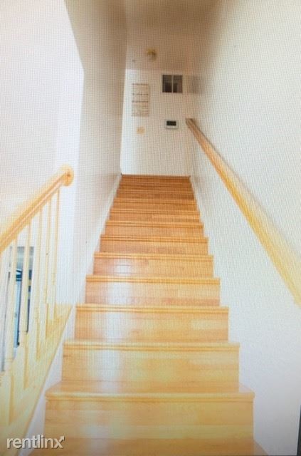 Foto del edificio - 3 br, 4 bath Townhome - 8805 Hardesty Dr