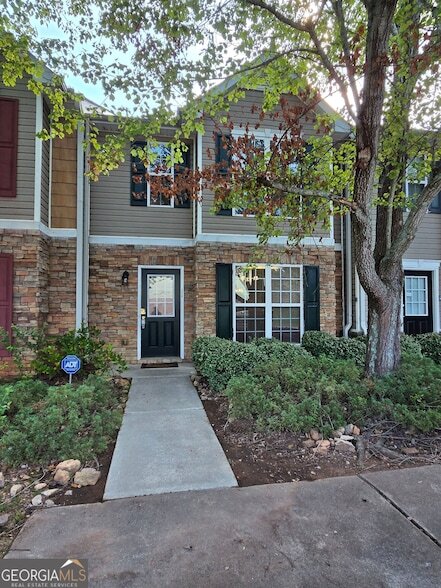 Building Photo - 1718 Grove Way