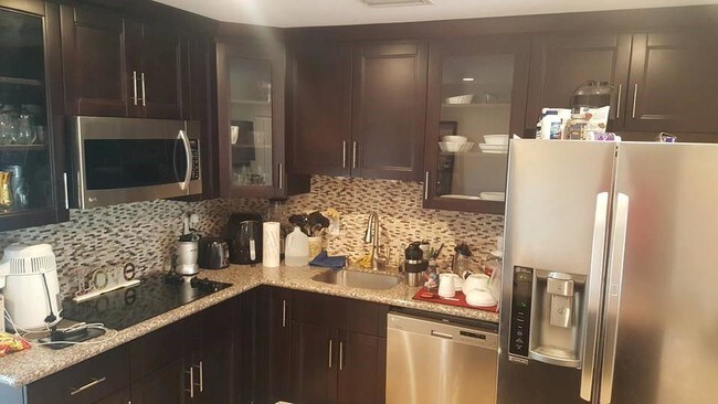 Foto del edificio - 2721 Sherman St