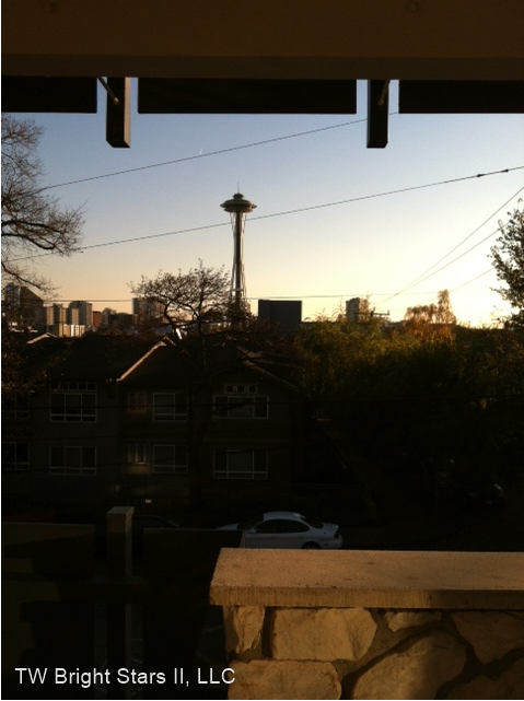 Foto del edificio - 900 Nob Hill Ave N