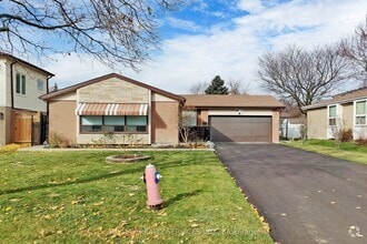 Building Photo - 50 Glebe Cres