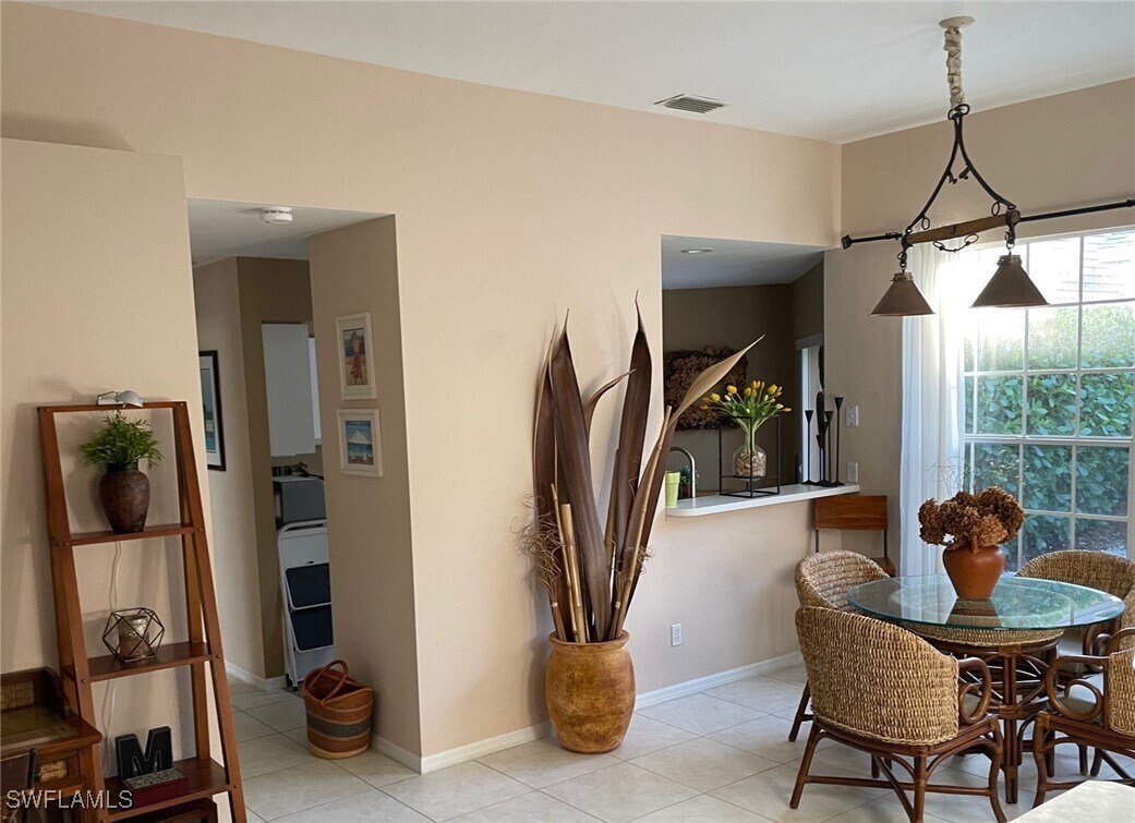 Foto principal - 7710 Ahoy Ave
