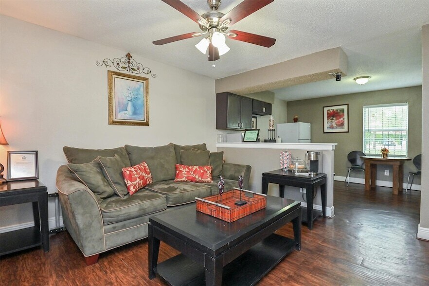 Foto principal - 3201 Laura Koppe Road Unit E18