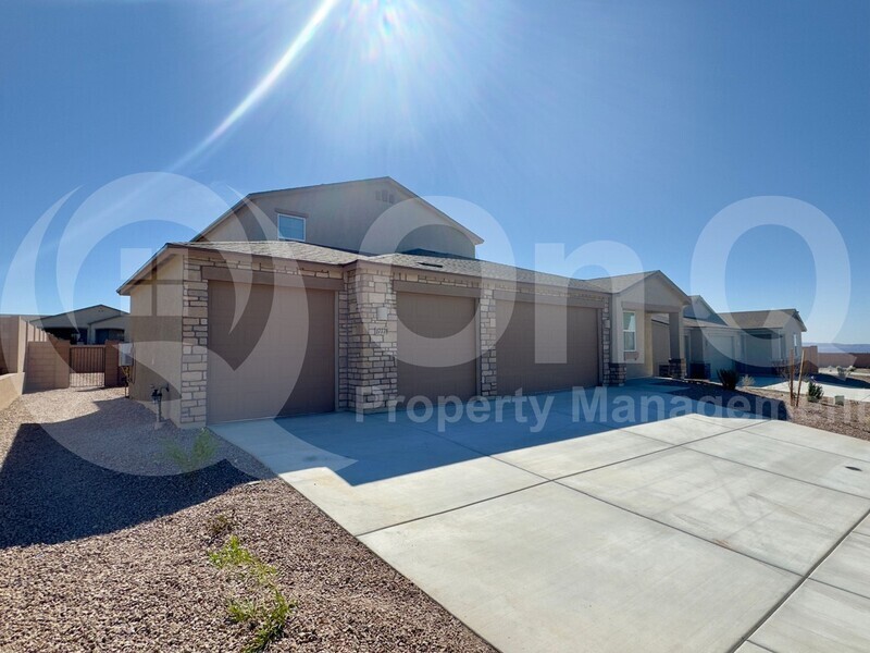 Foto principal - 17778 S Chathamberry Ln