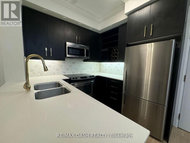 Photo du bâtiment - 55 Oneida Crescent