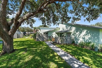 Building Photo - 431 Jupiter Lakes Blvd