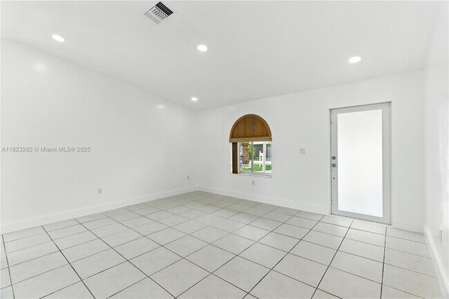 Foto del edificio - 17733 SW 152nd Pl