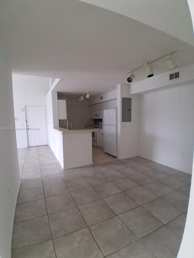 Building Photo - 15460 SW 284th St