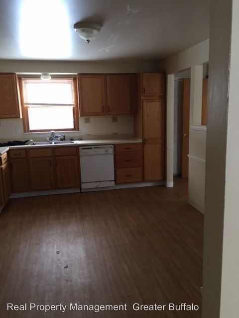 Building Photo - 108 E Summerset Ln