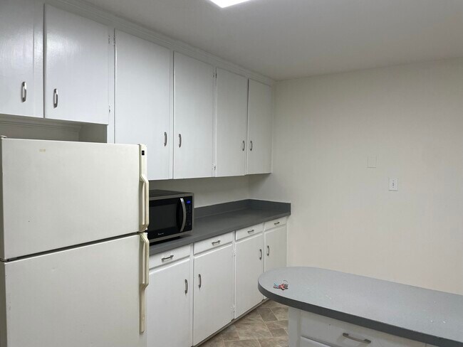 Foto del edificio - 906 Cherokee Ave