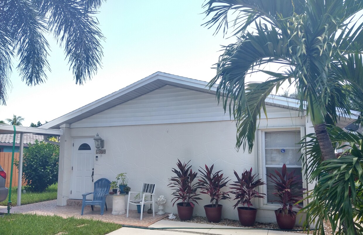 Front of Apartment - 2490 NE 184th St