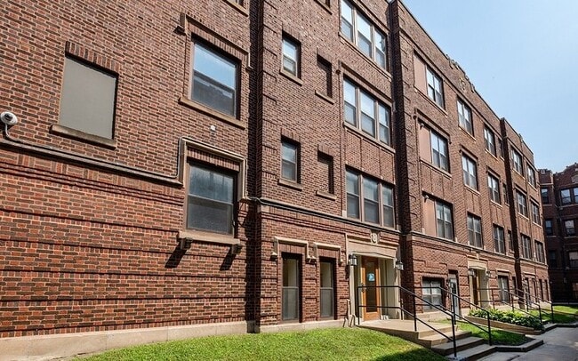 Building Photo - 6200 S University Ave