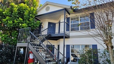 Building Photo - 3651 N Goldenrod Rd