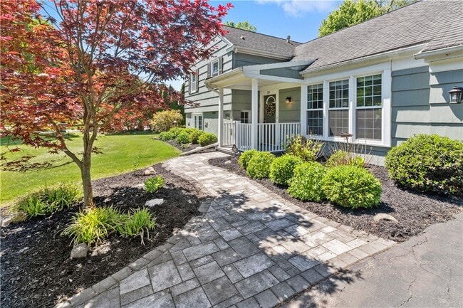 Building Photo - 39 Little Brook Dr