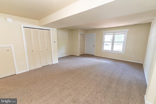 Foto del edificio - 746 Hemlock St