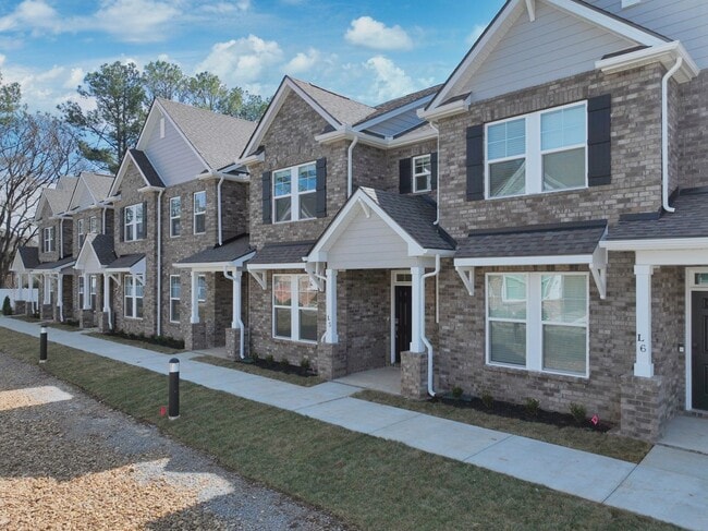 Photo - FREE TV!! Townhome