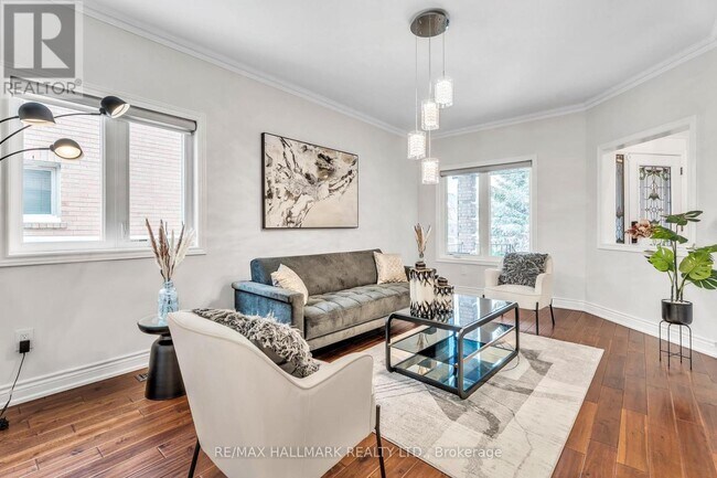 Photo du bâtiment - 30 Painted Rock Ave