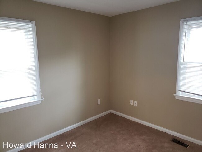 Building Photo - 3 br, 1 bath House - 1363 Sunset Drive