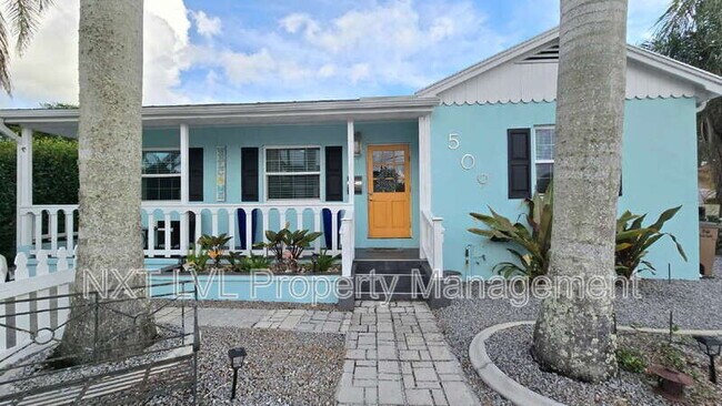 Building Photo - 509 W Olympia Ave