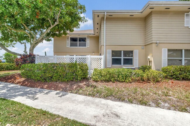 Foto del edificio - 4004 Medford Ct