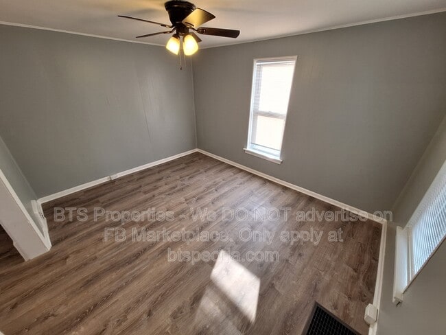 Building Photo - 1912 W Ann St