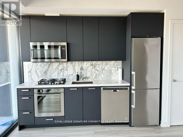 Building Photo - 458 Richmond St W