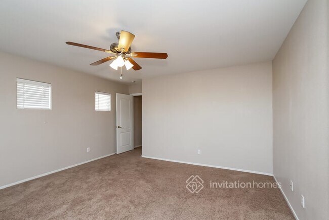 Building Photo - 9278 Pembrook Falls Ave