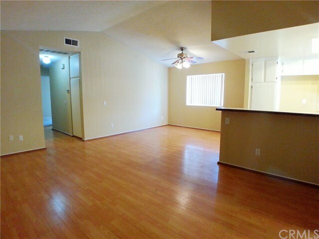 Building Photo - 21765 Laurelrim Dr