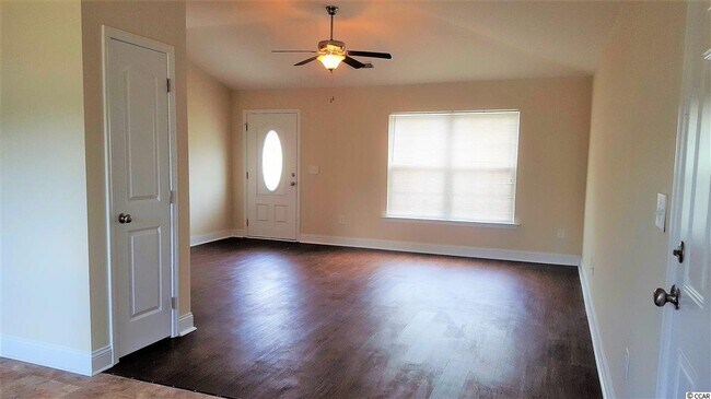 Foto del edificio - 1832 Ronald Phillips Ave