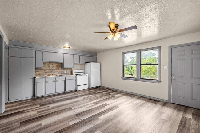 Foto del edificio - 508 SW 19th St