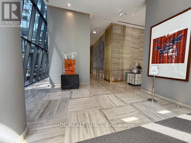 Photo du bâtiment - 50A-1650 Charles St E