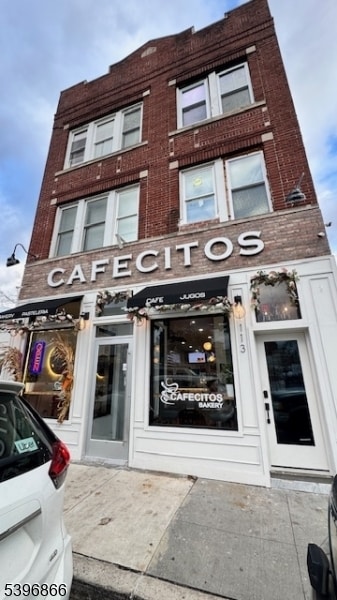 Primary Photo - 113 Broadway