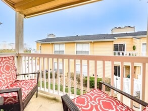Building Photo - 3506 Cove View Blvd
