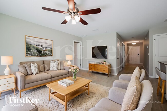 Building Photo - 513 Earhart Dr