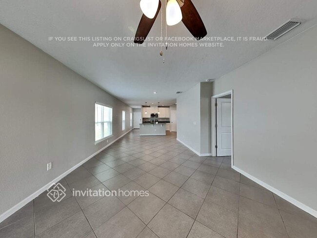 Building Photo - 11014 High Noon Trl