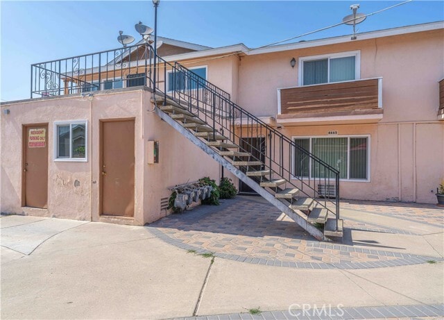 Building Photo - 8665 Trask Ave