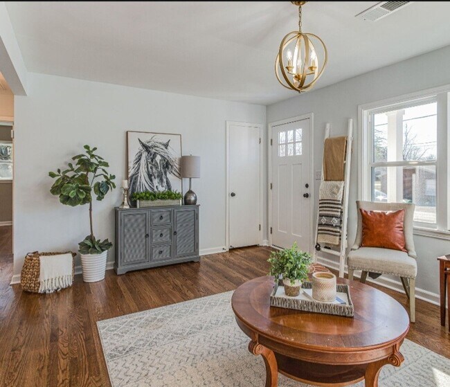 Foto del edificio - 147 Butler Ave