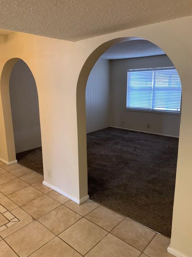 Foto del edificio - 3312 Tanglewood Ln