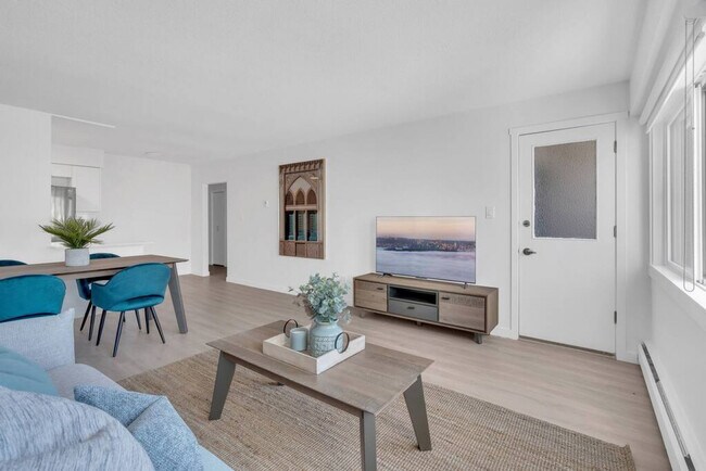 Photo du bâtiment - 45 E 16th Ave
