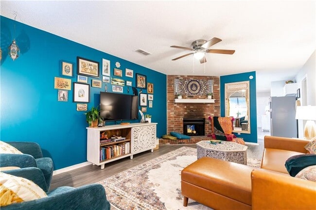 Foto del edificio - 1960 Wilkins Pl