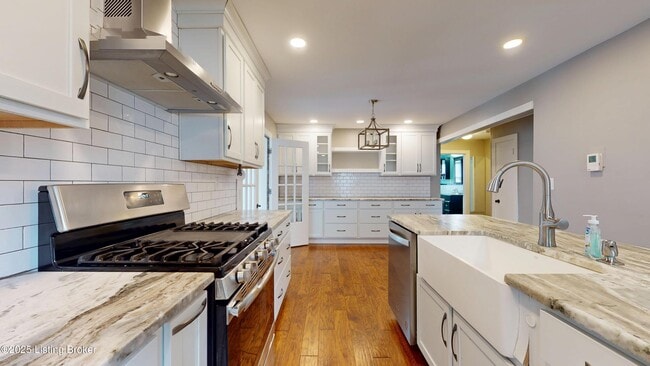 Building Photo - 4502 Blenheim Rd